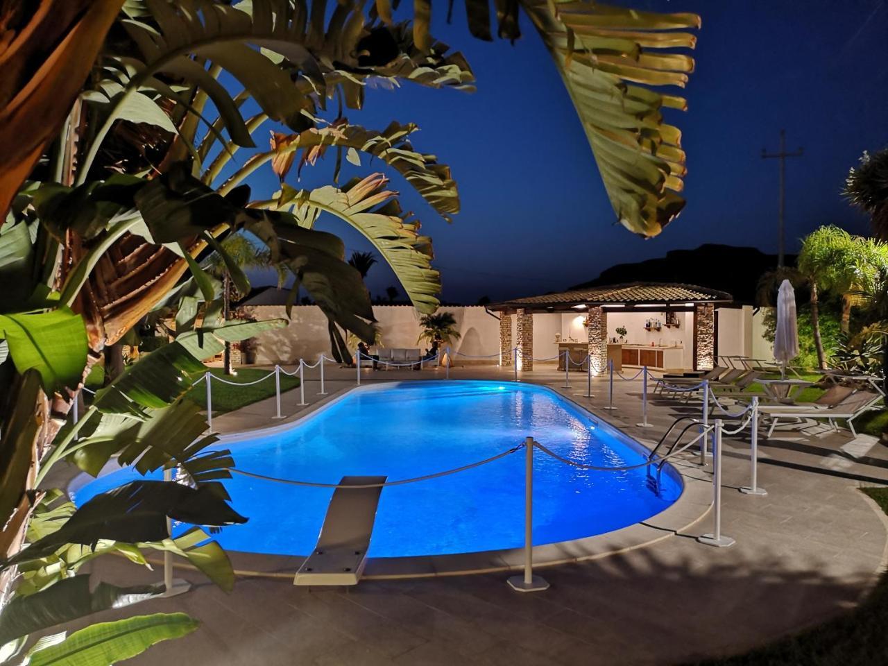 Villa Araucaria Partinico Exteriör bild