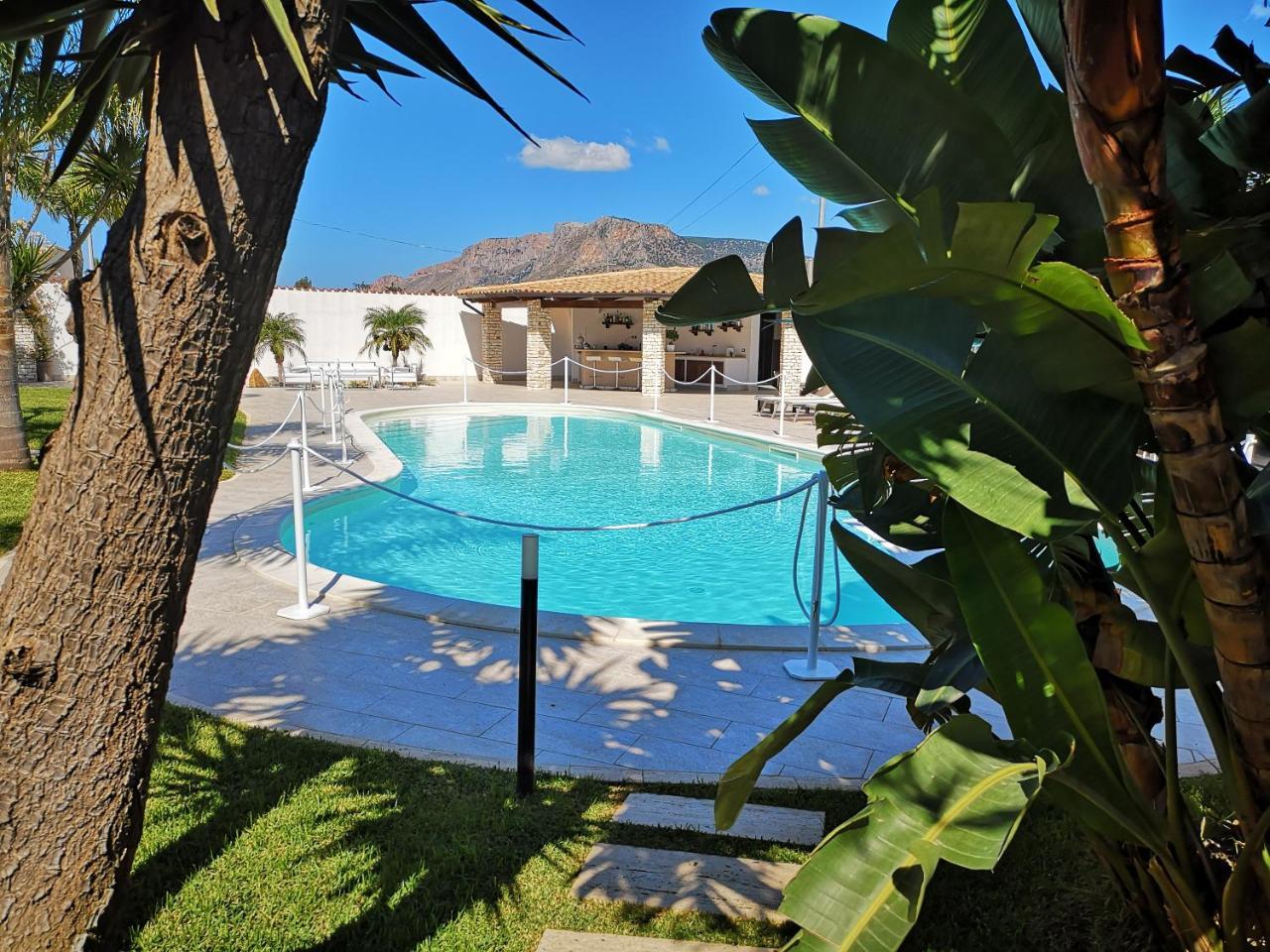Villa Araucaria Partinico Exteriör bild