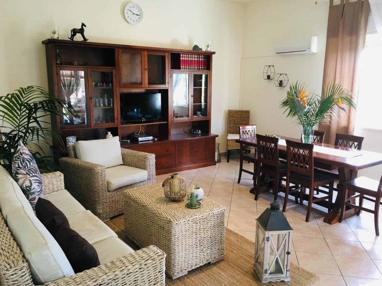 Villa Araucaria Partinico Exteriör bild