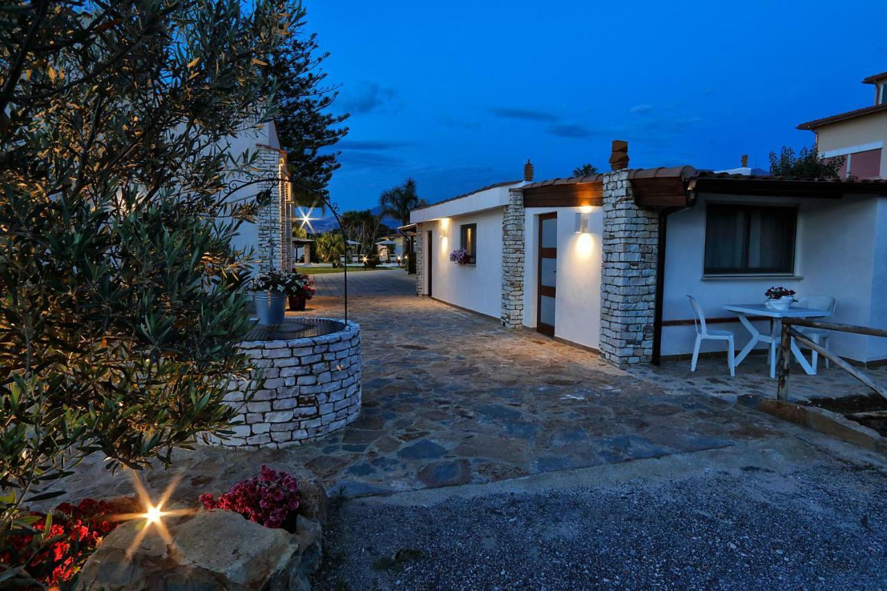 Villa Araucaria Partinico Exteriör bild