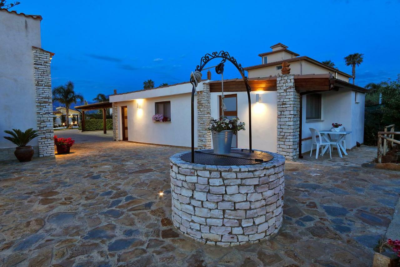 Villa Araucaria Partinico Exteriör bild